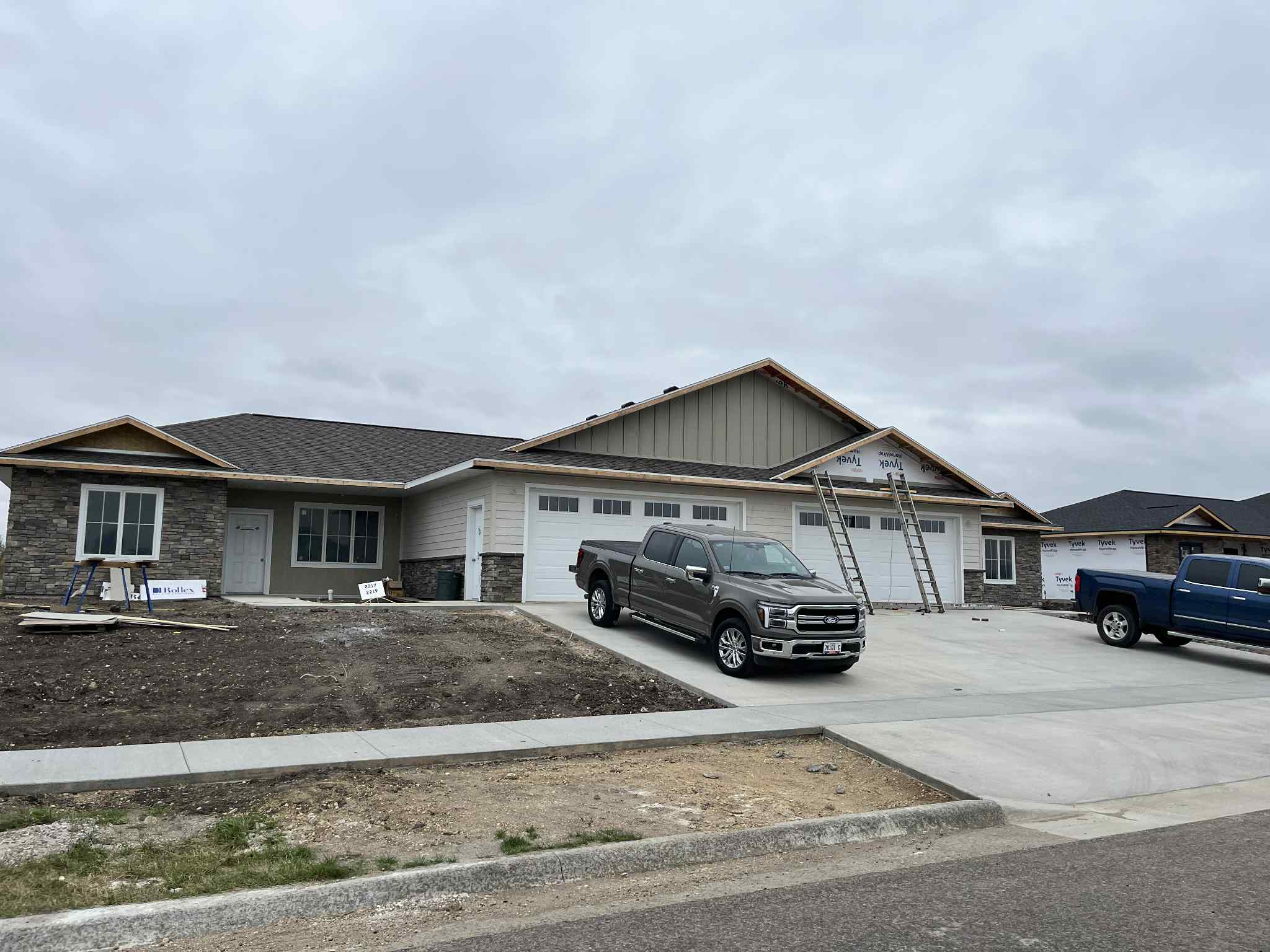 Property thumbnail image